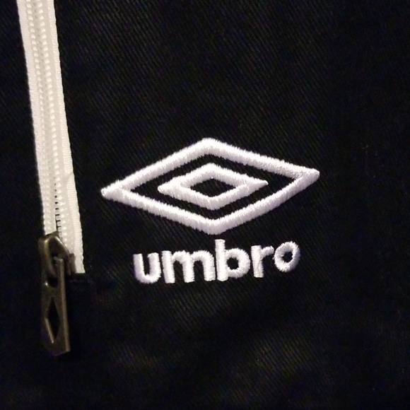 Umbro zip up jacket - Picture 2 of 4